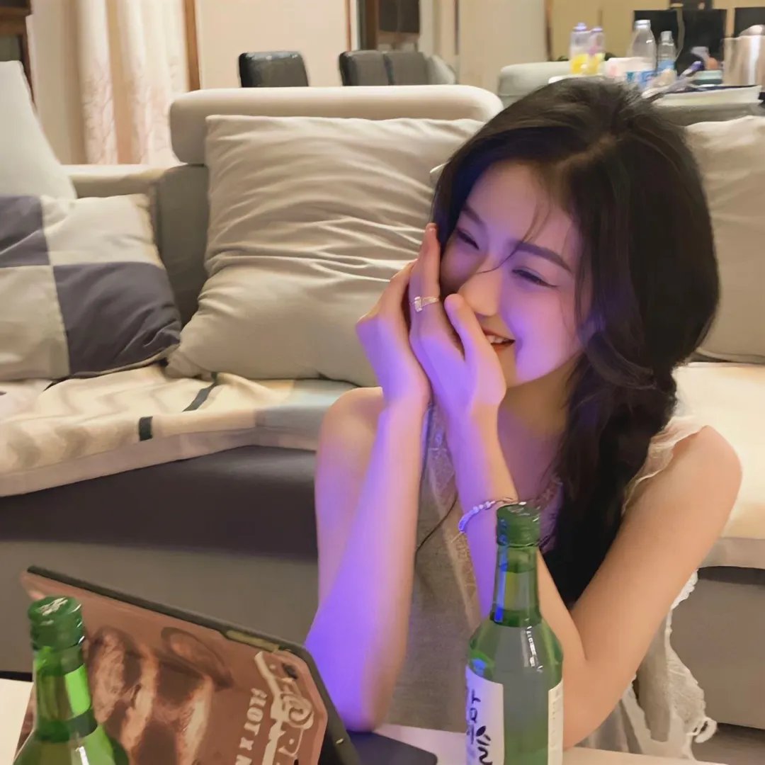 知名导演深夜酒吧买醉，深夜内幕曝光，片方火速回应